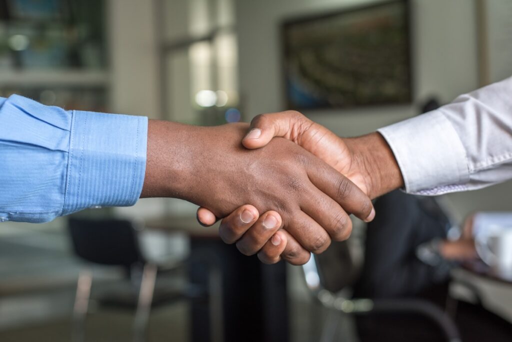 事業承継×AI活用——後継者が「すぐ動ける会社」を作るための引き継ぎDX戦略